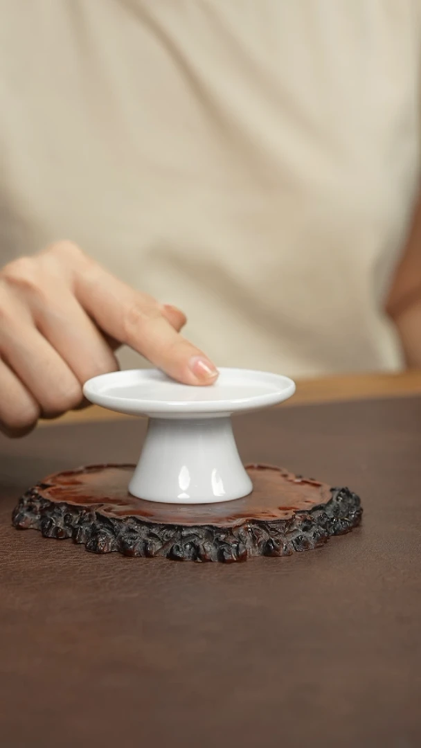 景德镇白胎ci盖置