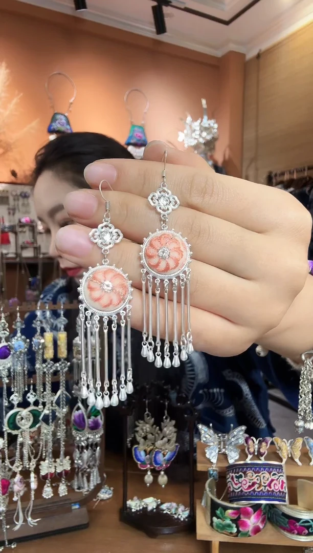 刺绣纯手工民族风耳环