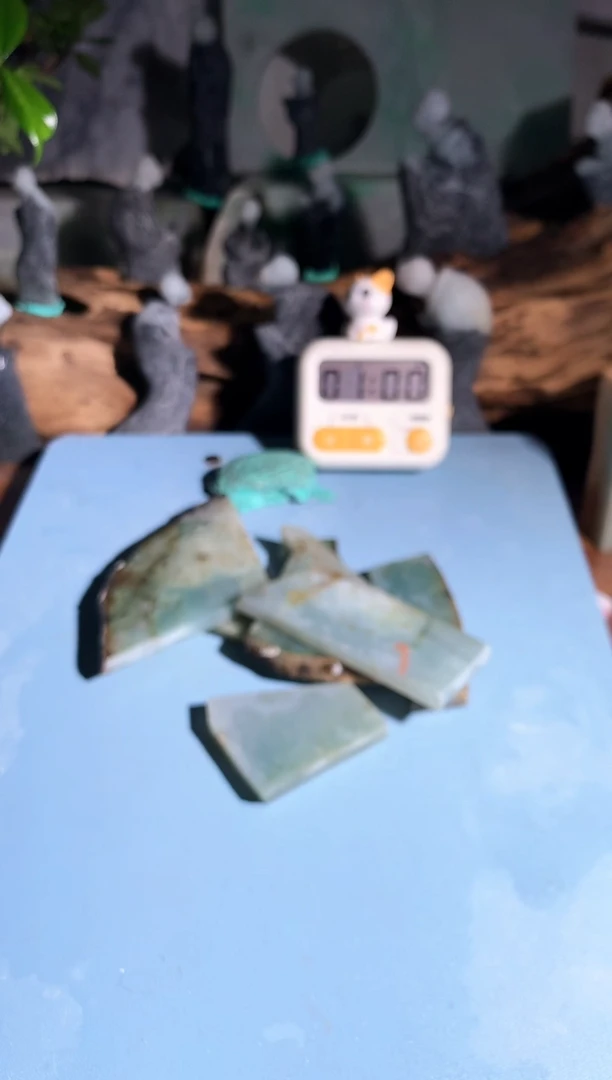 翡翠未镶嵌吊坠(不含链)恒*C967