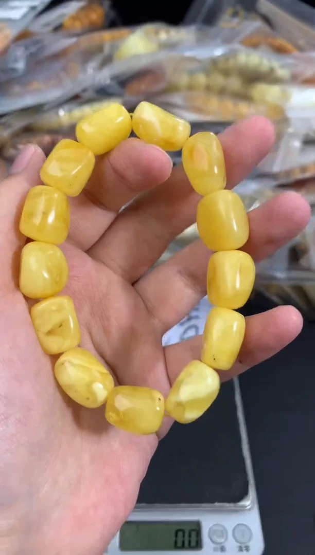 蜜蜡未镶嵌珠宝奇石8