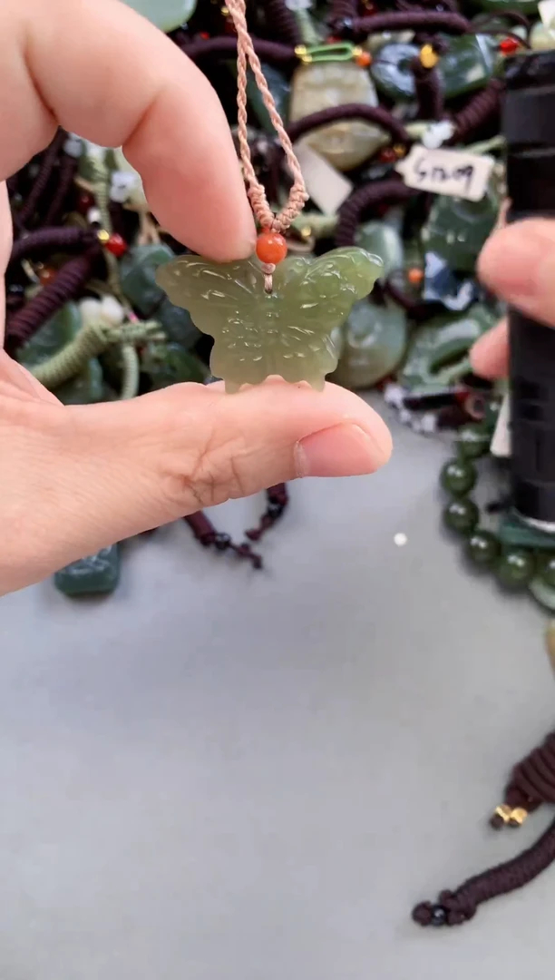 和田玉未镶嵌颈饰多样性发货  拍一发一