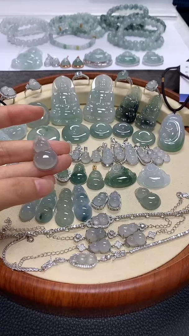 翡翠挂件未镶嵌天然缅甸翡翠A货一物一证