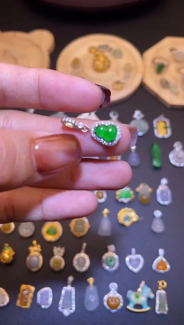 吊坠(不含链)银S925镶嵌翡翠1