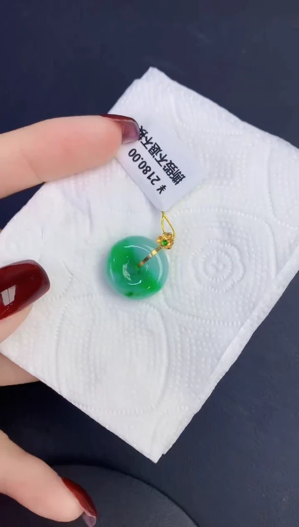 颈饰18K金镶嵌翡翠缅甸天然翡翠a货