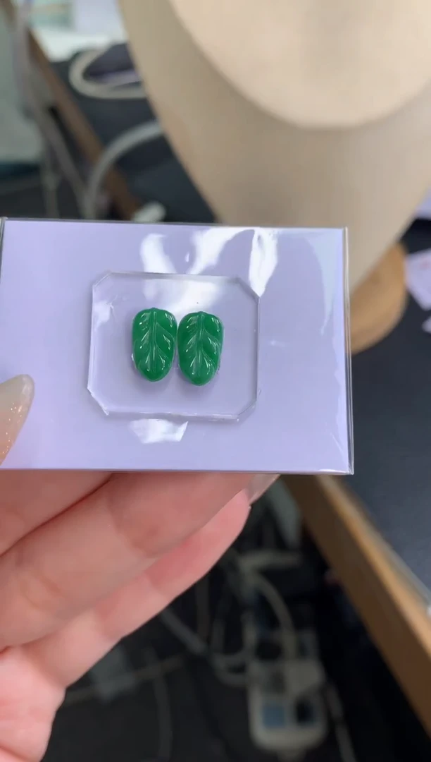 未镶嵌定制翡翠怡***制一对叶子