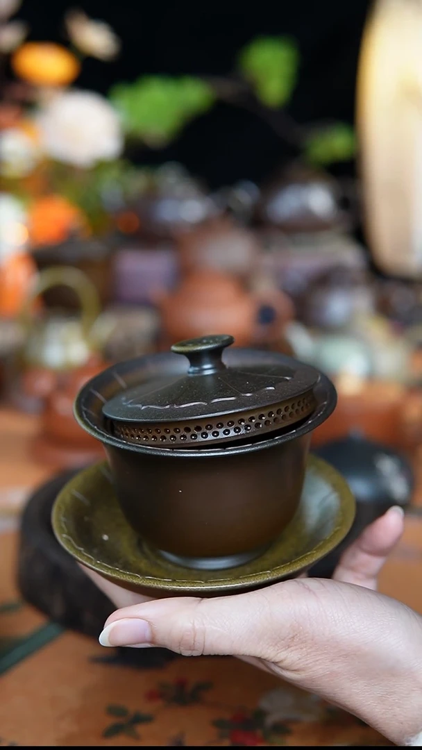 马*元蛟龙精品茶宠莲花盖碗