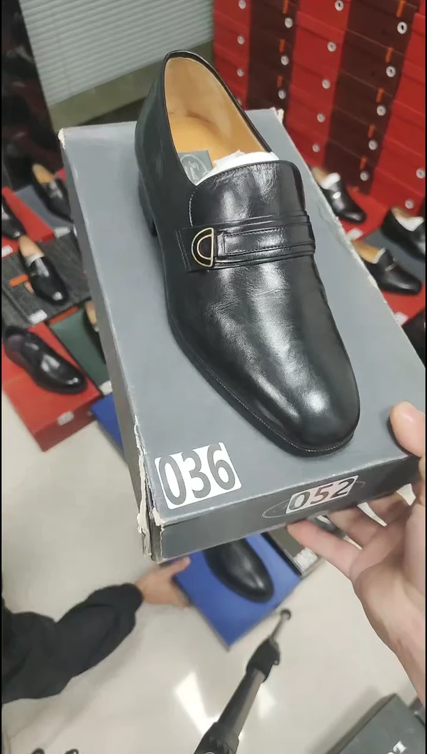 磨砂皮（牛皮）击*龙默认微瑕  介意勿拍 ！！！！