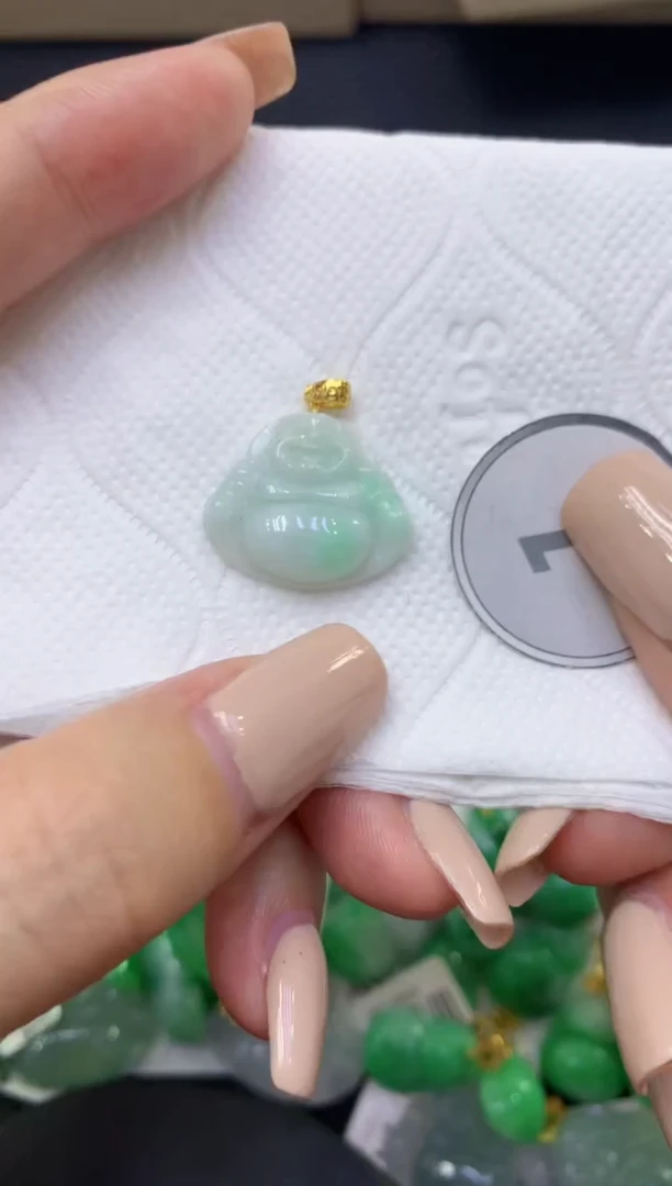 颈饰未镶嵌翡翠天然缅甸翡翠A货