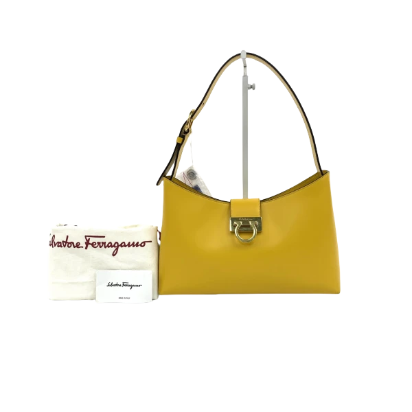 95新/菲拉格慕/妃鱼/手提包/市场价14200/250217LT0039