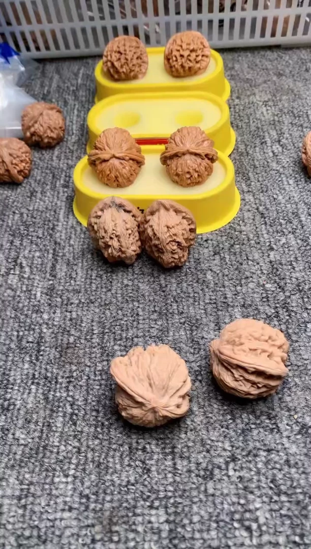 文玩核桃吊坠磨盘