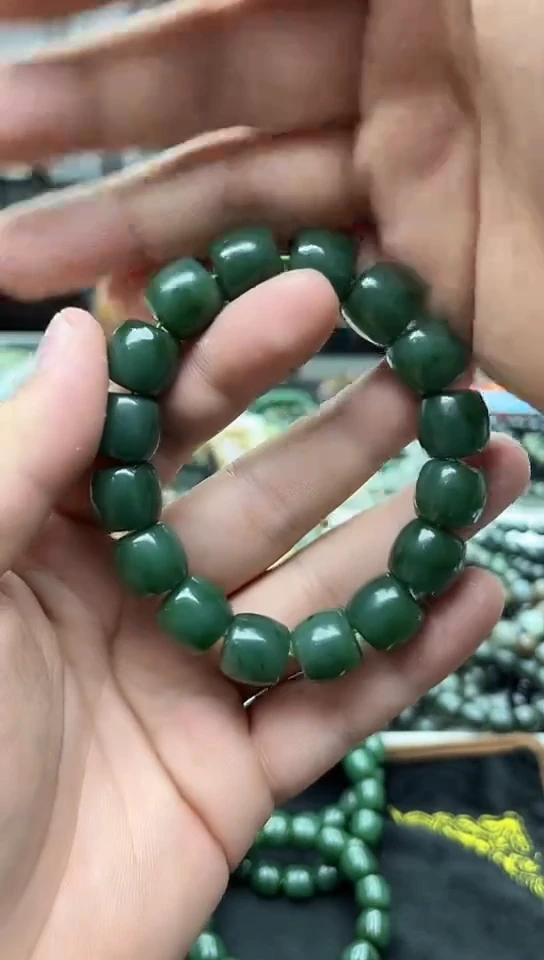 手串未镶嵌和田玉纯天然俄料乌兰海碧玉14