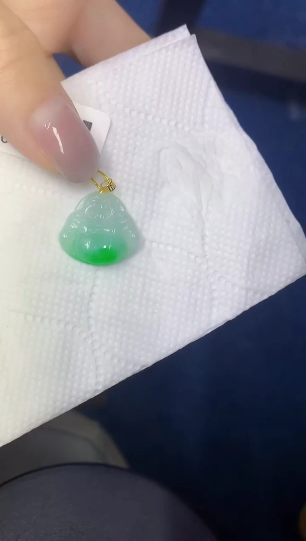 颈饰18K金镶嵌翡翠缅甸天然翡翠A货