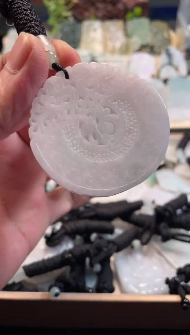 颈饰未镶嵌翡翠11/17/051