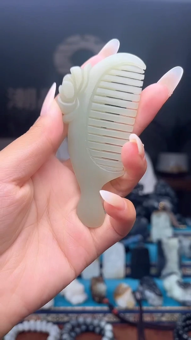 未镶嵌和田玉挂件1