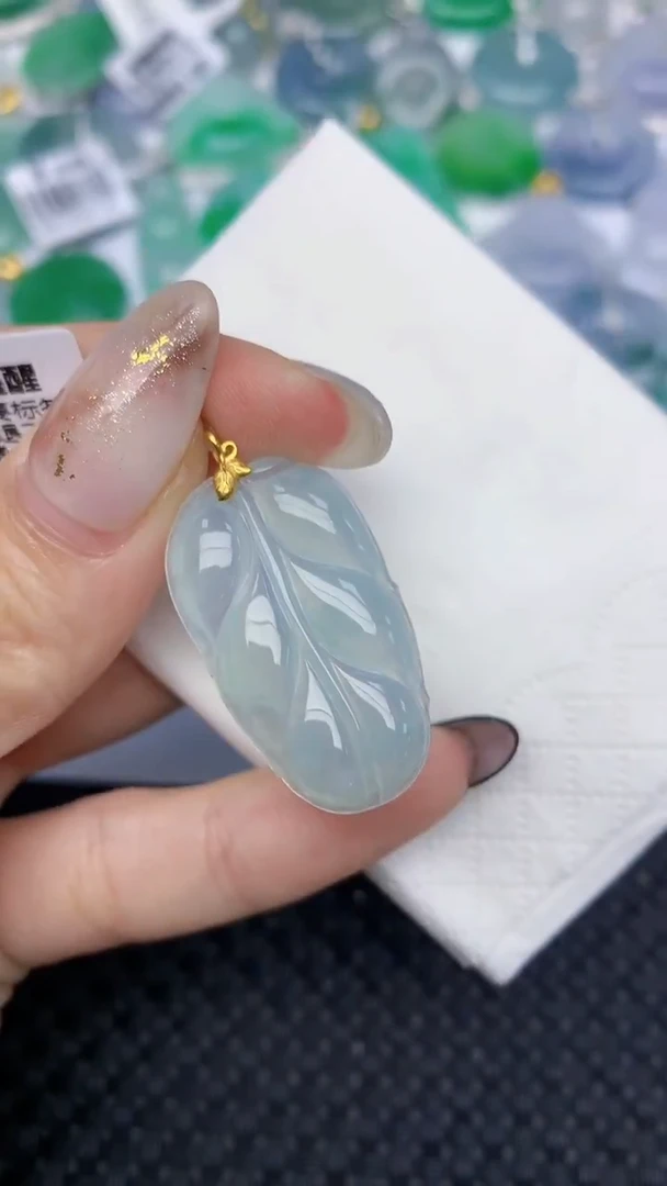 颈饰18K金镶嵌翡翠天然缅甸翡翠a货百元以上9元证书费自理