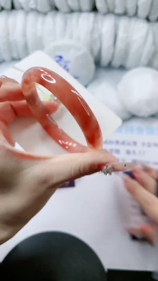 【闪购商品】石英质玉手镯未镶嵌多样性发货L146-64