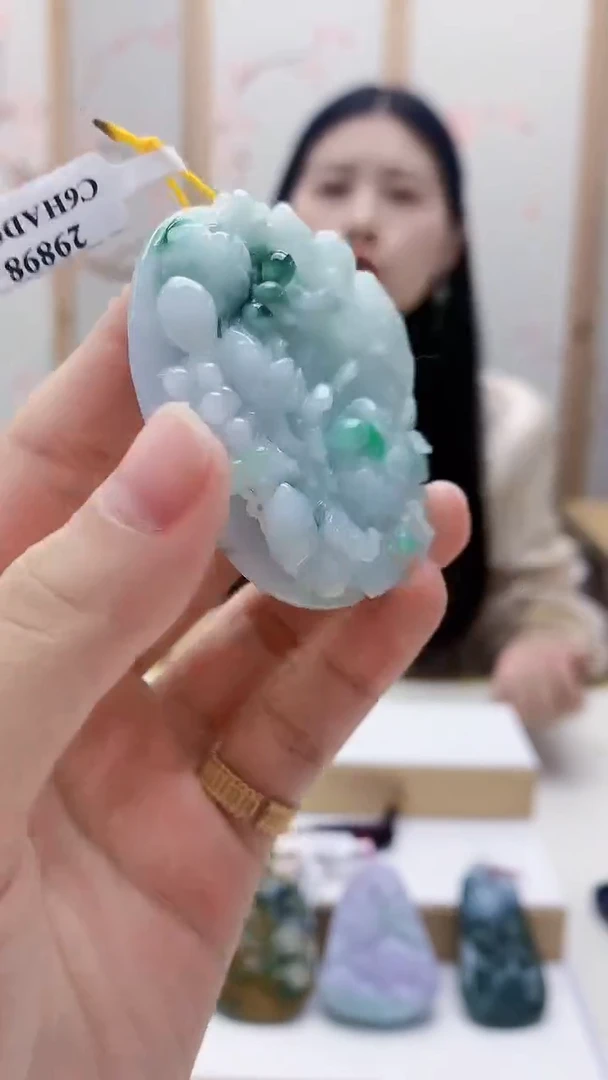 未镶嵌定制翡翠4812lr-毛货挂件10