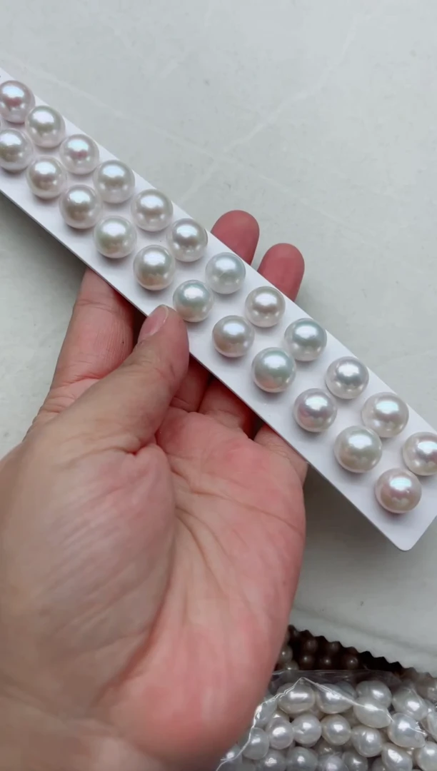 银S925镶嵌耳钉淡水珍珠多样性发其一，非无暇