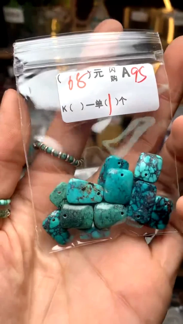 玻璃颈饰A95AAAAAAAAAAAAAAA