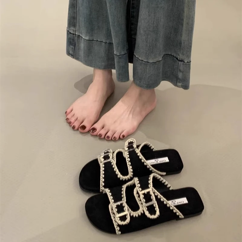 绝美平底凉拖鞋女夏季外穿2025新款高级感时尚超火沙滩一字拖凉鞋