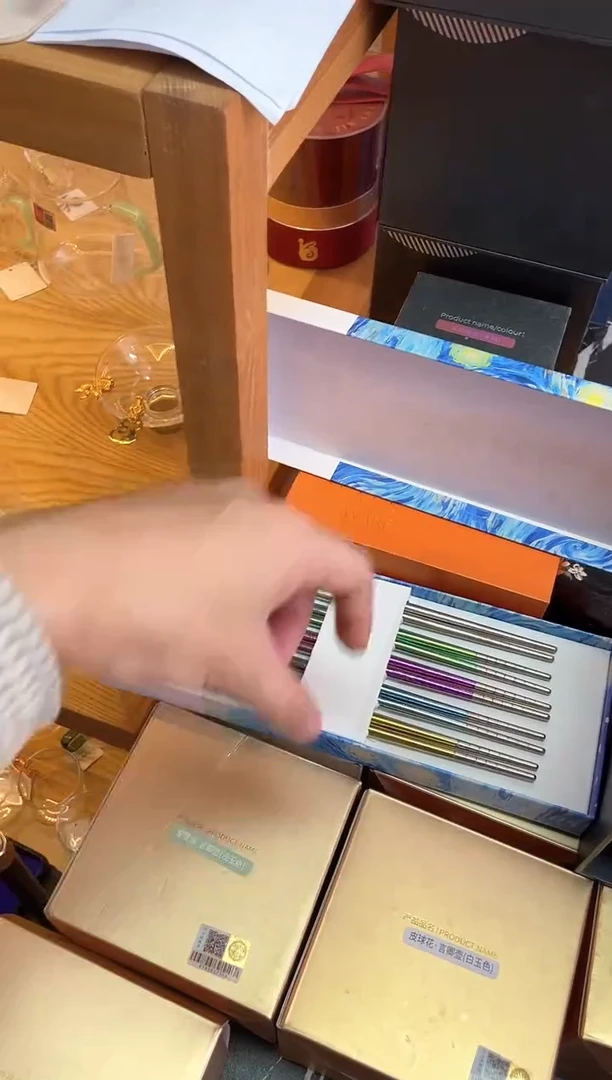 禾器/钛筷子。。。。。
