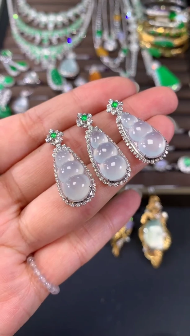 【闪购商品】翡翠吊坠(不含链)18K金镶嵌A727|(多样性发货）拍一发一