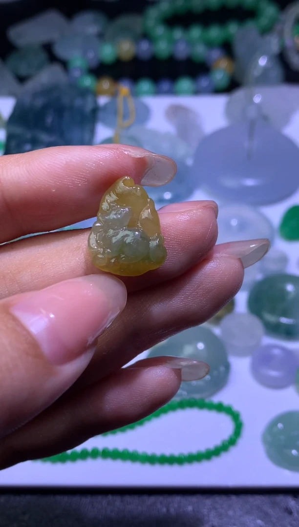 未镶嵌定制翡翠毛货