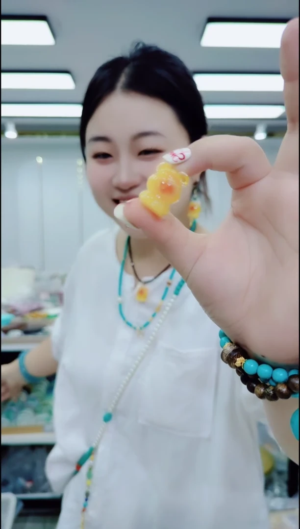 1742黄小熊单个发