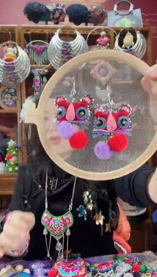 刺绣耳环37甜甜家