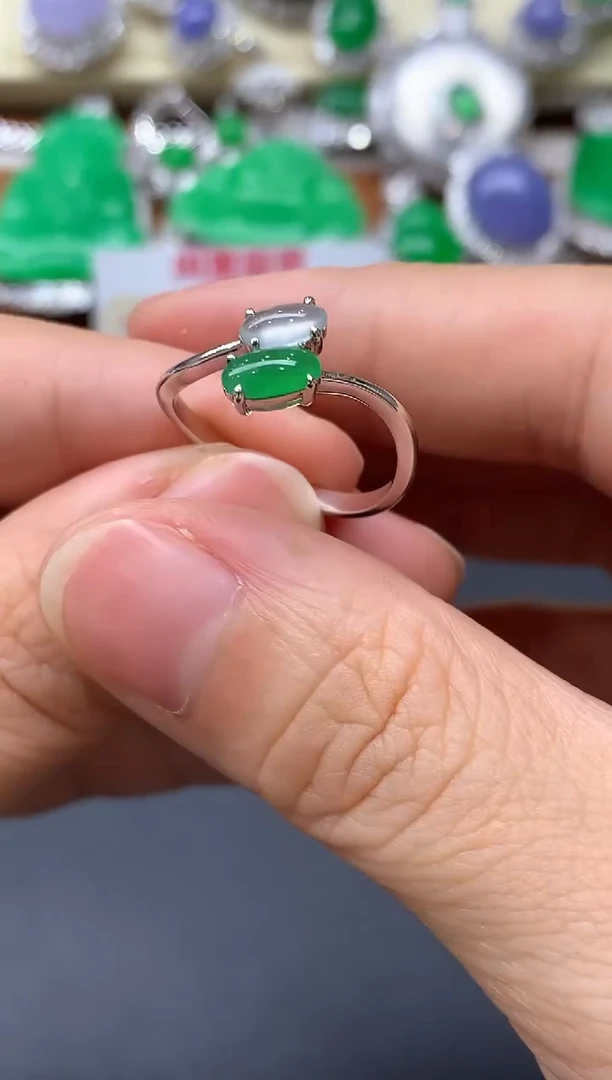 18K金镶嵌戒指翡翠397-中国好珍宝