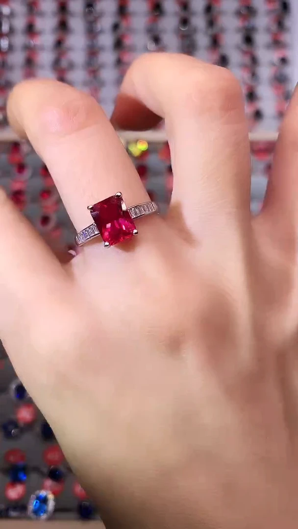【闪购商品】红宝石戒指银S925镶嵌111111