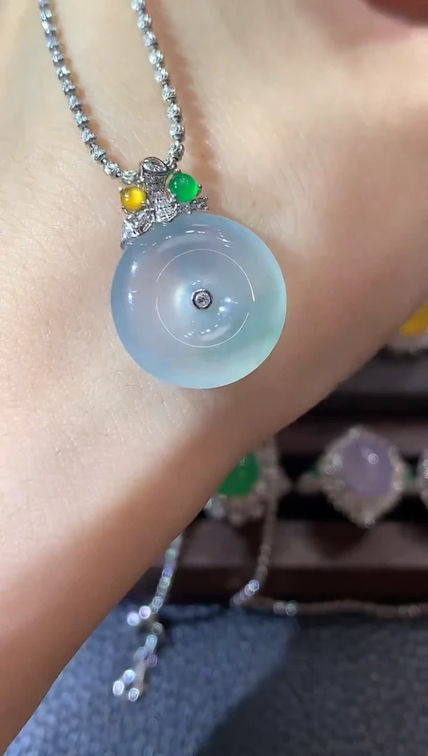 吊坠(不含链)18K金镶嵌翡翠D3