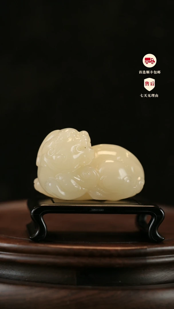 云南石竹叶青雕刻：扭头貔貅手把件摆件茶宠