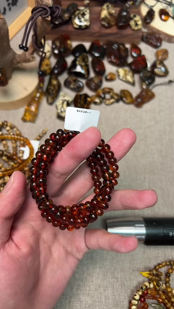 【闪购商品】琥珀手串未镶嵌福利款血珀