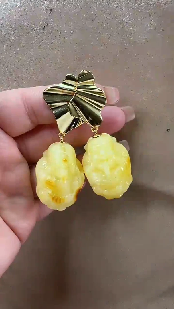 琥珀颈饰未镶嵌耳环