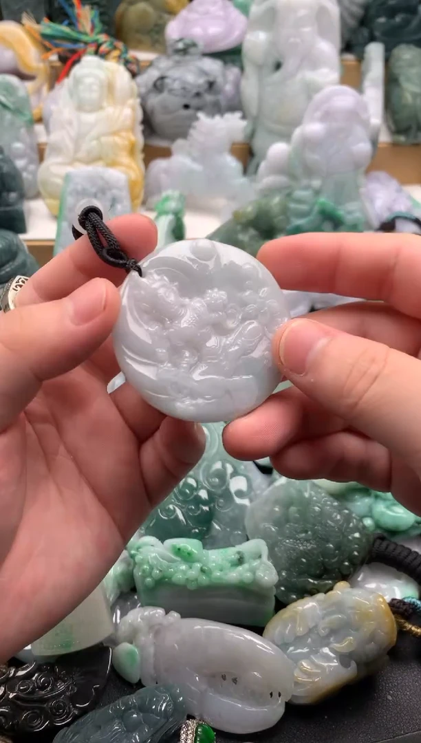 吊坠(不含链)未镶嵌翡翠1