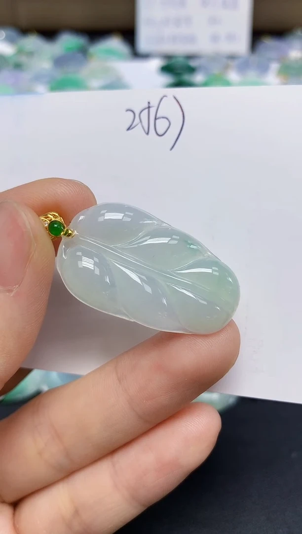 翡翠未镶嵌颈饰天然缅甸翡翠A货