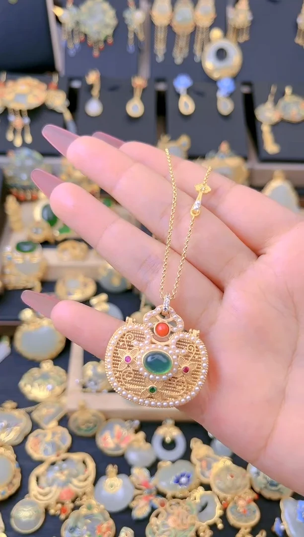 【闪购商品】玛瑙/玉髓吊坠合金小包包配如意链