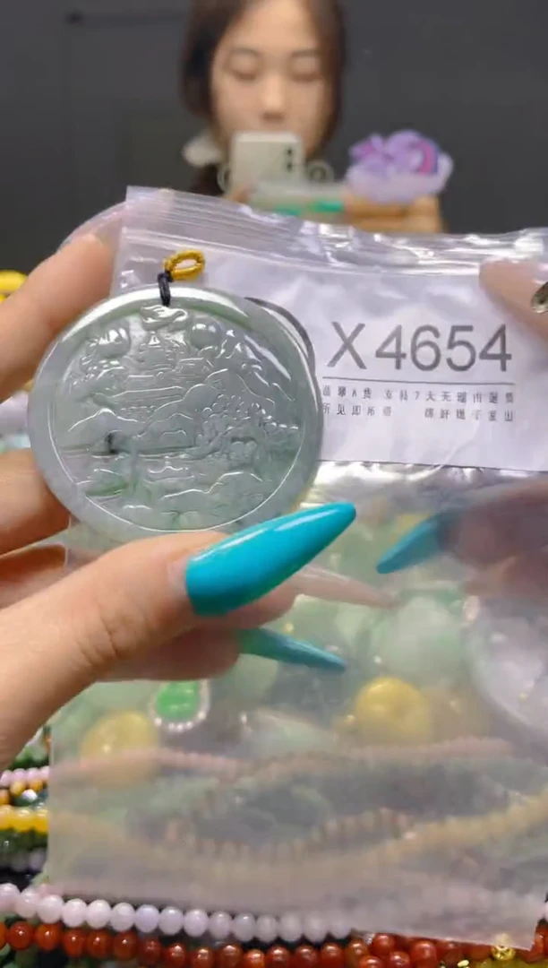 颈饰未镶嵌翡翠/X/翡翠A货，一件也是批发价