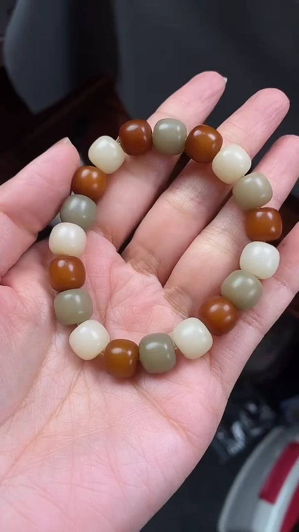 吊坠龙脊菩提天然菩提手串