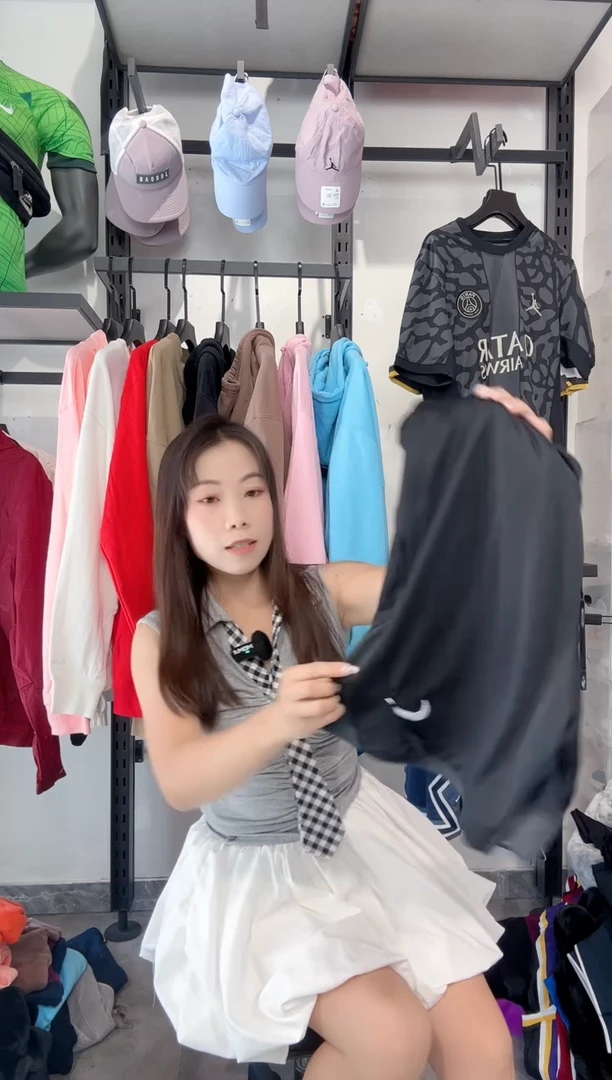 1737 编码 瑕疵款直播间过款为准 尺码