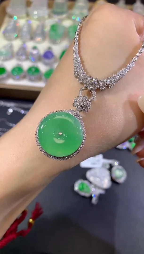 吊坠(不含链)18K金镶嵌翡翠57-扣子（不含链和扣