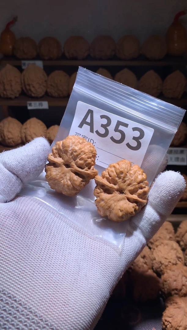 文玩核桃把件天*了哈摸头37.8克