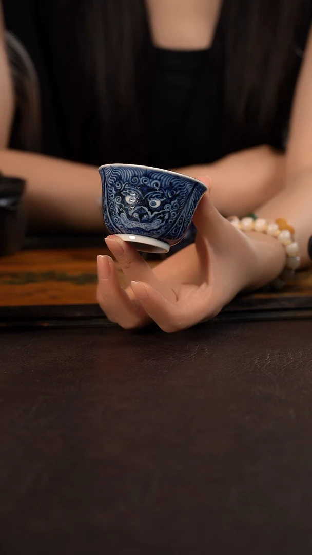 研山琢器三思而行铃铛杯