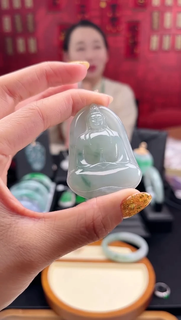 【闪购商品】翡翠颈饰未镶嵌吊坠