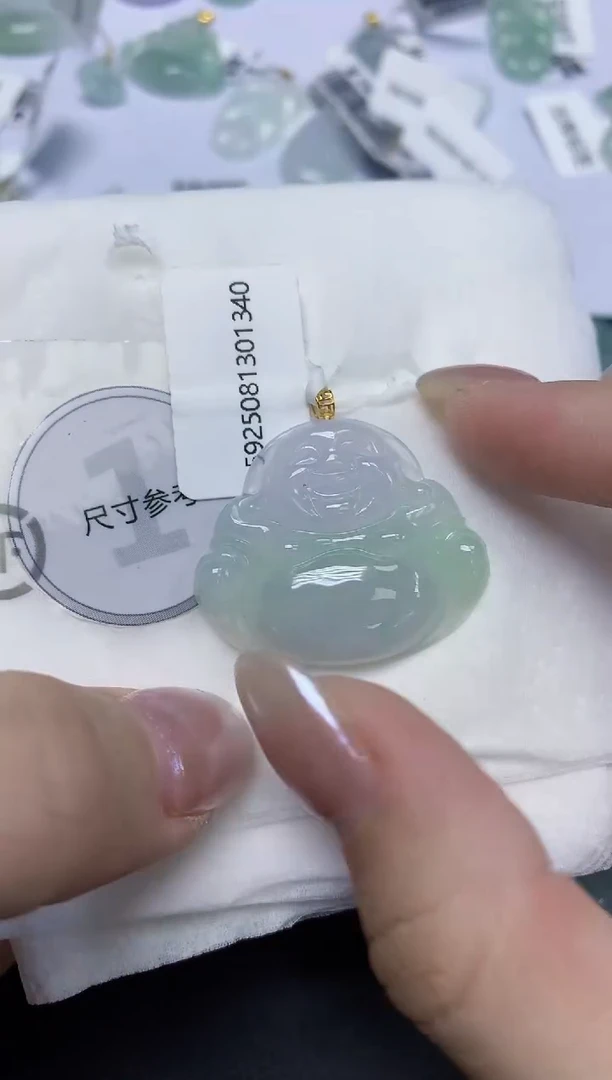 翡翠18K金镶嵌颈饰天然缅甸翡翠A货百元以上9元证书费自理