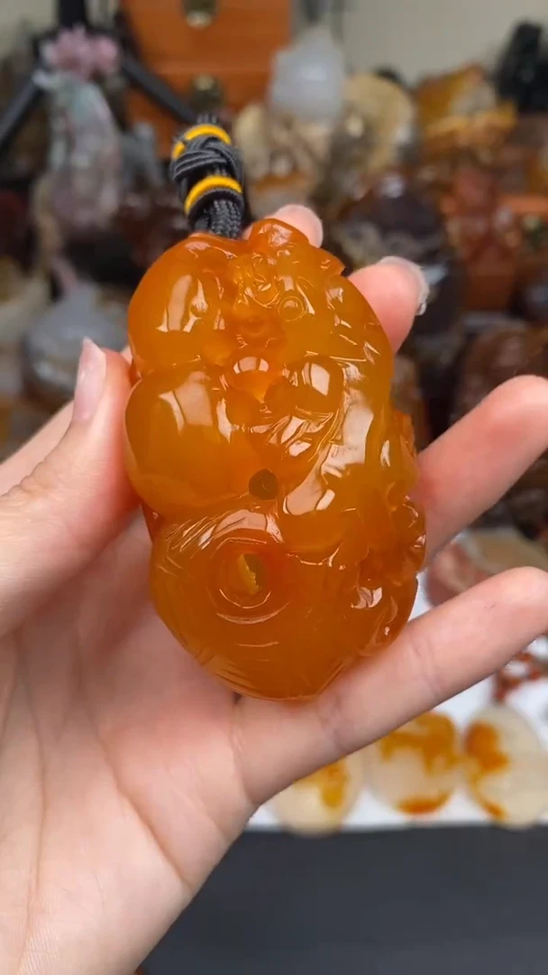 玛瑙/玉髓颈饰未镶嵌AA