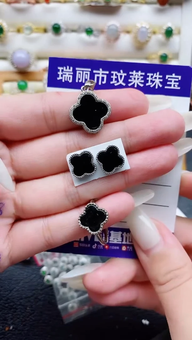 银S925镶嵌戒指翡翠1