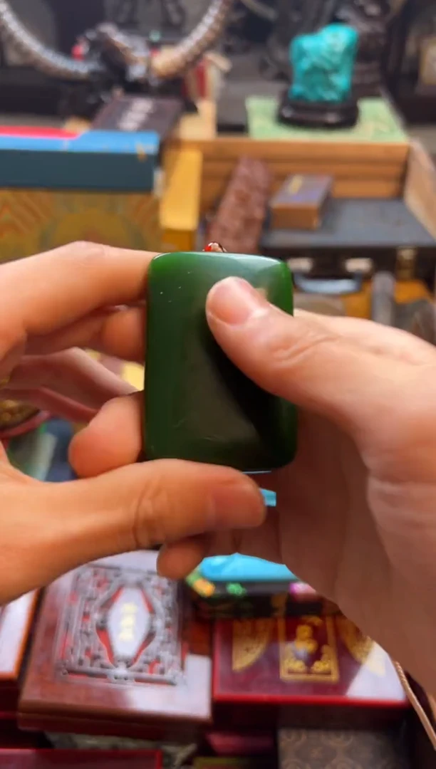 手串未镶嵌和田玉——————————————1碧玉无事