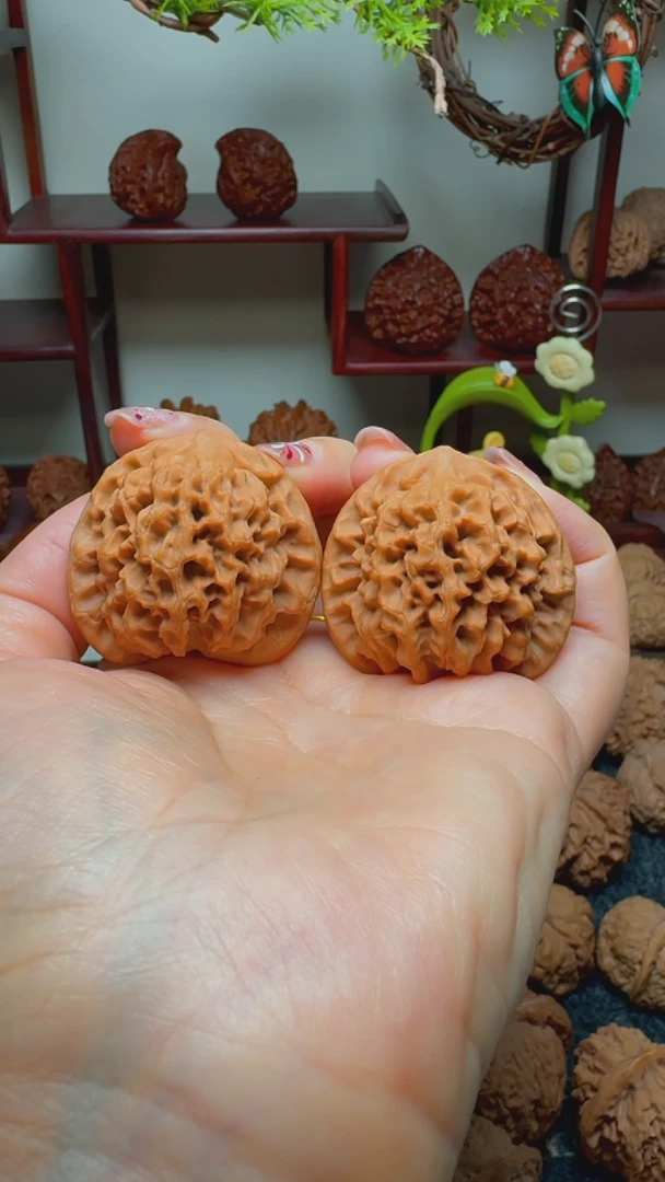 【闪购商品】文玩核桃把件秦闷货头